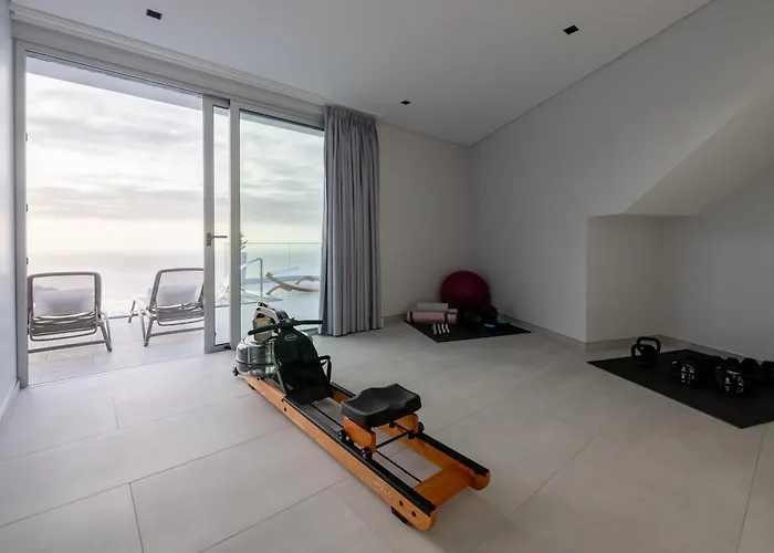 Perola Calheta (Madeira)